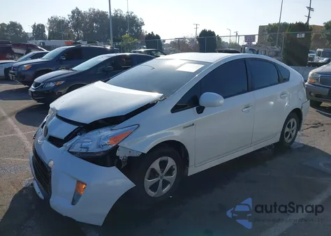 2015 Toyota Prius Three z USA, uszkodzony, nr VIN JTDKN3DU1F0412574